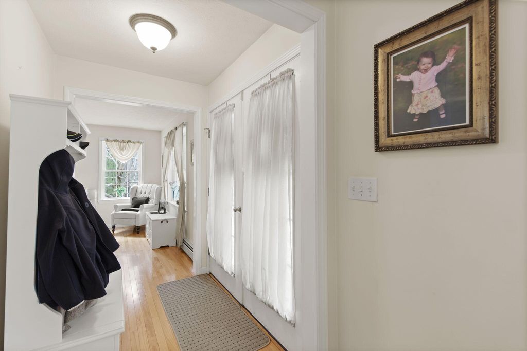 Photo of 5 Izzy Lane, Kittery, ME 03904 (MLS # 1657911)