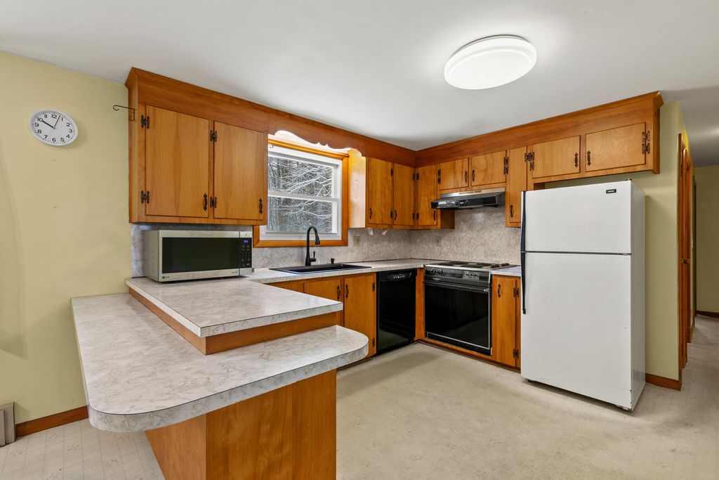 Photo of 286 S High Street, Bridgton, ME 04009 (MLS # 1649701)