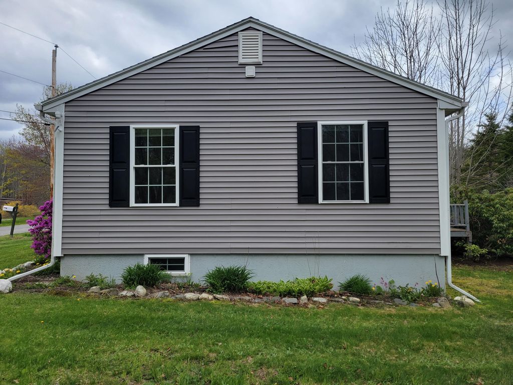 Photo of 4 Bayview Street, Searsport, ME 04974 (MLS # 1662200)