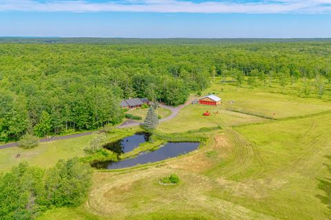 Photo of 286 Goose Rocks Road, Kennebunkport, ME 04046 (MLS # 1633125)