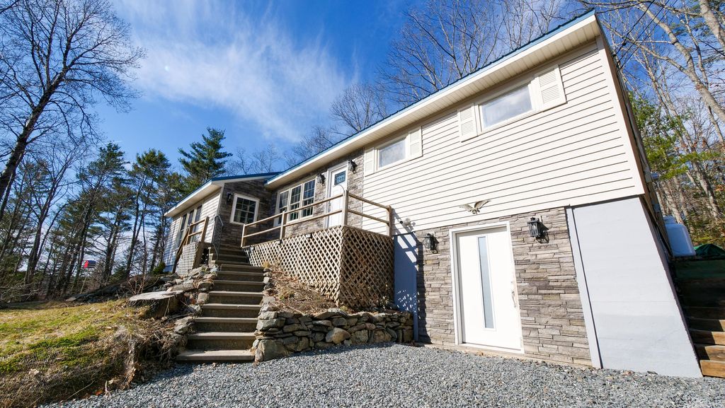 Photo of 16 Gardner Road, Orono, ME 04473 (MLS # 1657462)