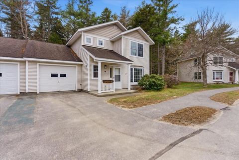 Photo of 18 Beaver Pond Road #18, Brunswick, ME 04011 (MLS # 1659483)