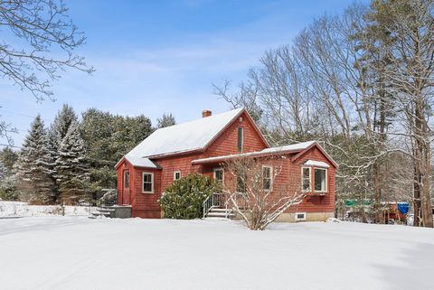 Photo of 65 Lower Mast Landing Road, Freeport, ME 04032 (MLS # 1613458)