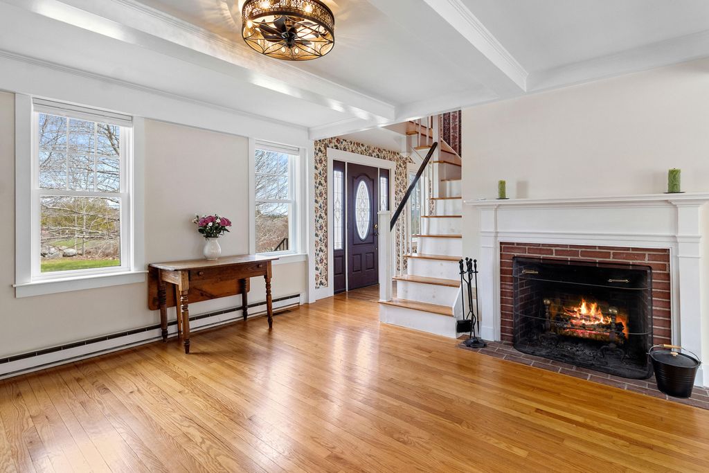 Photo of 445 Manktown Road, Waldoboro, ME 04572 (MLS # 1660538)