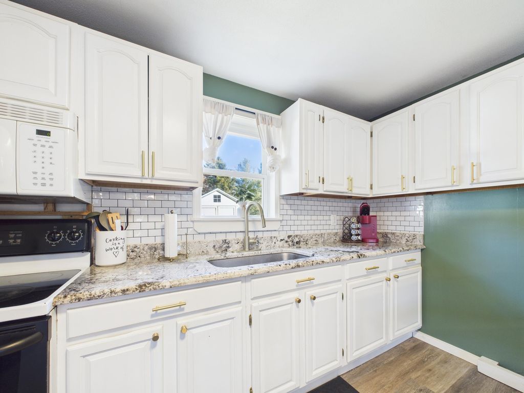 Photo of 26 Lincoln Street, Presque Isle, ME 04769 (MLS # 1643228)