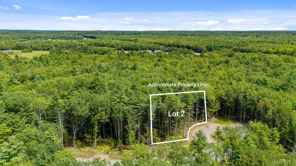 Photo of 4 Dogwood Circle Dr, Kennebunk, ME 04043 (MLS # 1653554)