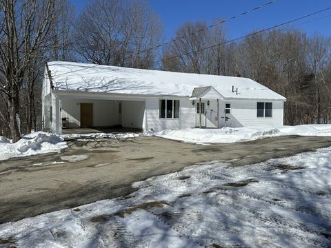 Photo of 25 Yarmouth Road, Gray, ME 04039 (MLS # 1652656)