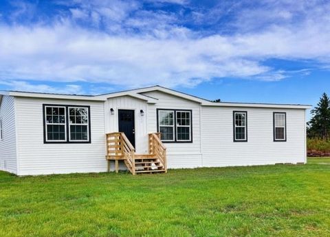 Photo of 78 Anderson Drive, Leeds, ME 04263 (MLS # 1654977)