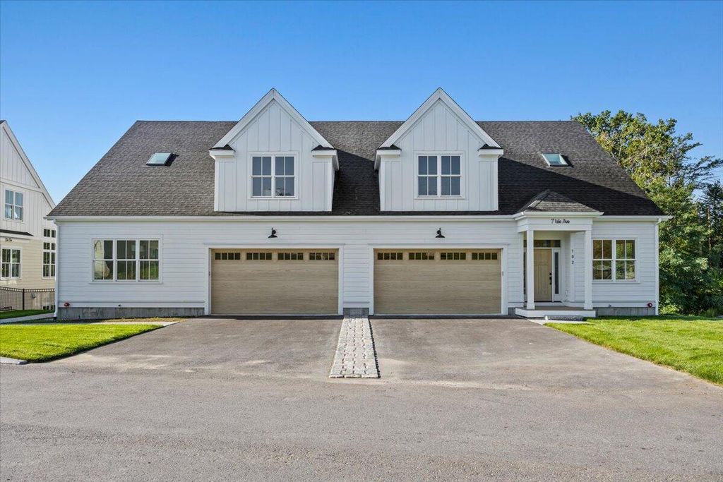 Photo of 7 Isle Ave Avenue #101, Saco, ME 04072 (MLS # 1648781)