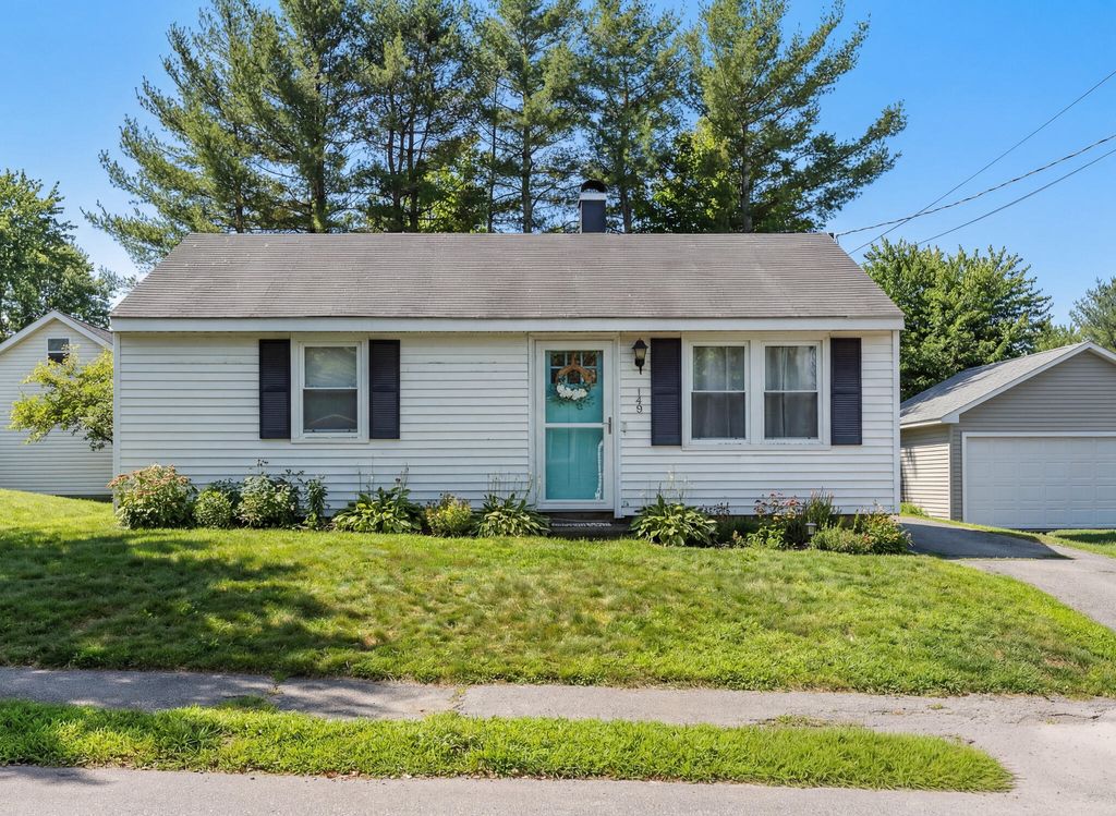 Photo of 148 Thornton Road, Bangor, ME 04401 (MLS # 1656527)