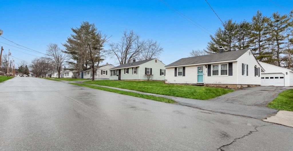 Photo of 148 Thornton Road, Bangor, ME 04401 (MLS # 1656527)