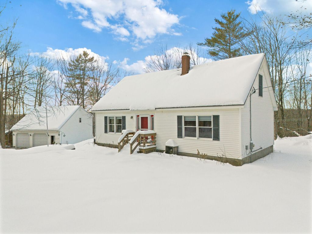 Photo of 135 S Pond Road, Winslow, ME 04901 (MLS # 1650667)