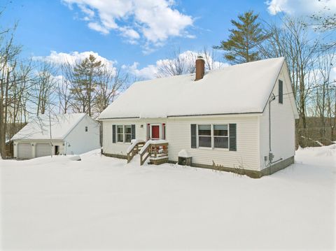 Photo of 135 S Pond Road, Winslow, ME 04901 (MLS # 1650667)