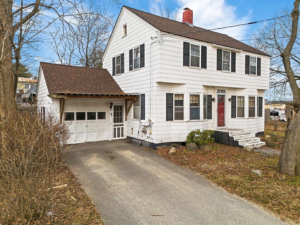 Photo of 7 Donald Street, Waterville, ME 04901 (MLS # 1657560)