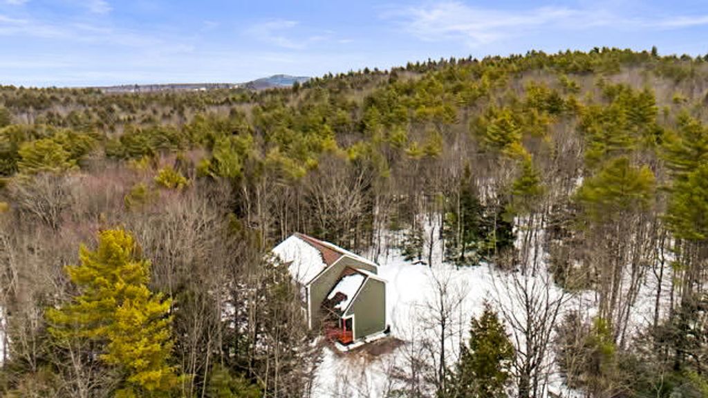 Photo of 141 Bradbury Road, Lewiston, ME 04240 (MLS # 1649458)