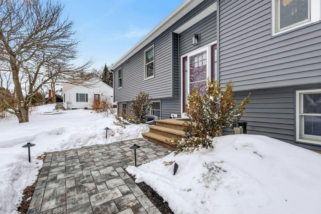 Photo of 8 Arbor View Lane, Scarborough, ME 04074 (MLS # 1653639)