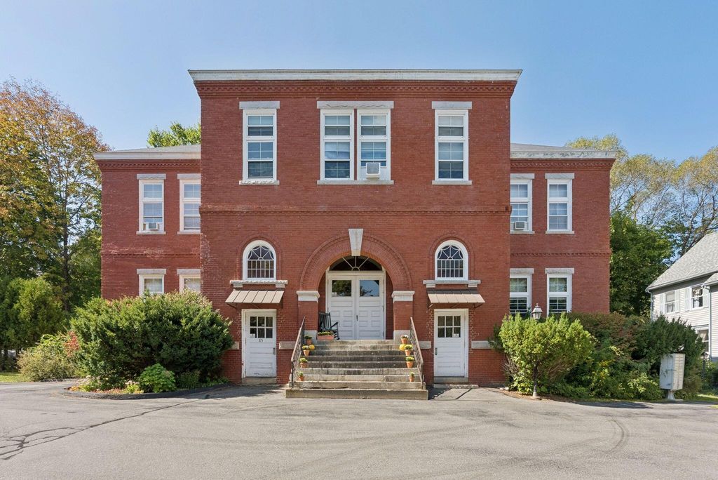 Photo of 85 Middle Street #10, Hallowell, ME 04347 (MLS # 1654054)