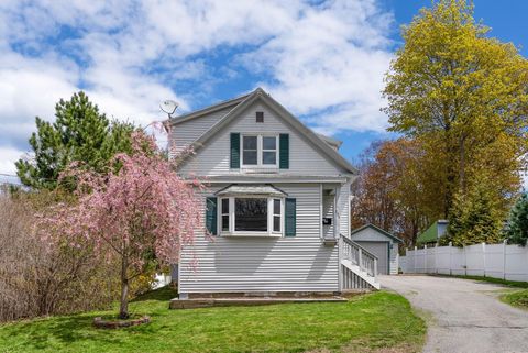 Photo of 294 Mitchell Road, Cape Elizabeth, ME 04107 (MLS # 1662047)