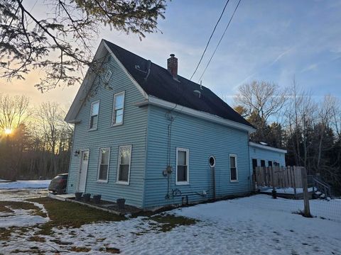 Photo of 386 Airline Road, Clifton, ME 04428 (MLS # 1646284)