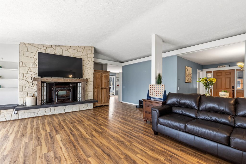 Photo of 7 Bayberry Lane, Lewiston, ME 04240 (MLS # 1658805)
