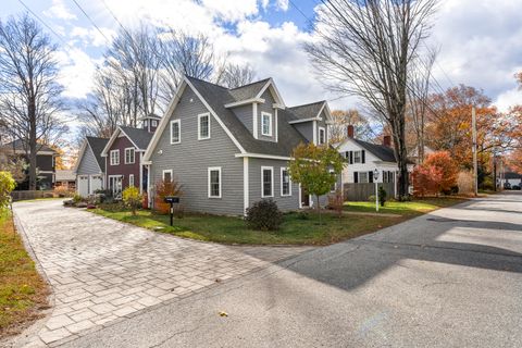 Photo of 9 Potter Street, Brunswick, ME 04011 (MLS # 1656616)
