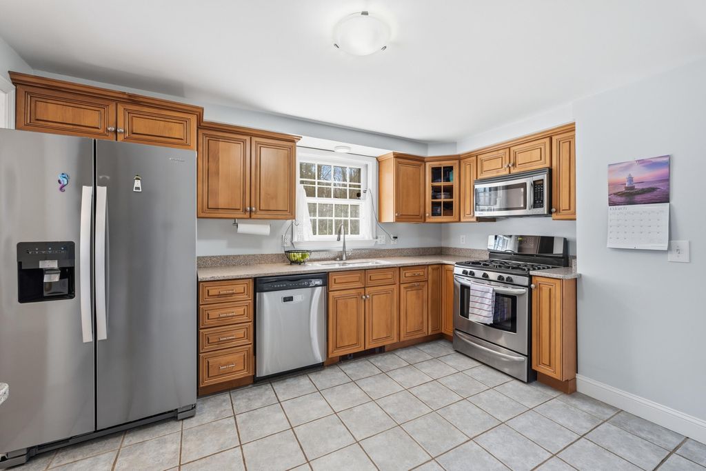 Photo of 7 Winterbrook Court, York, ME 03909 (MLS # 1655505)