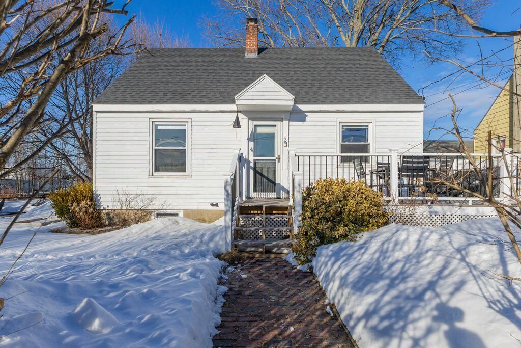 Photo of 2 Ridgeland Avenue, South Portland, ME 04106 (MLS # 1653125)