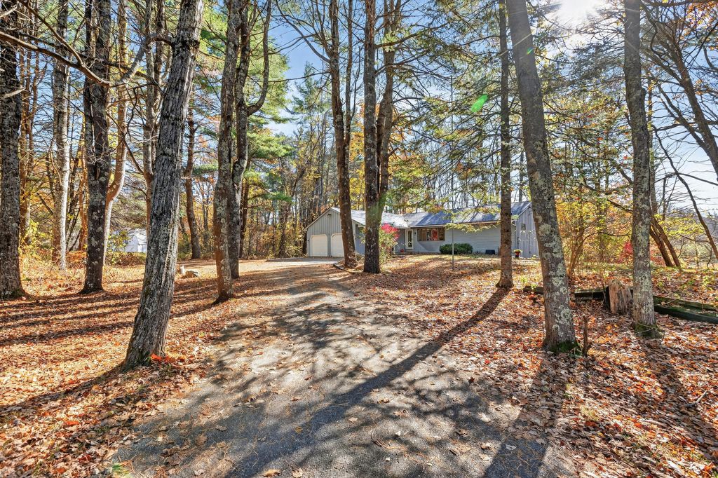 Photo of 263 Beech Ridge Road, Scarborough, ME 04074 (MLS # 1642145)