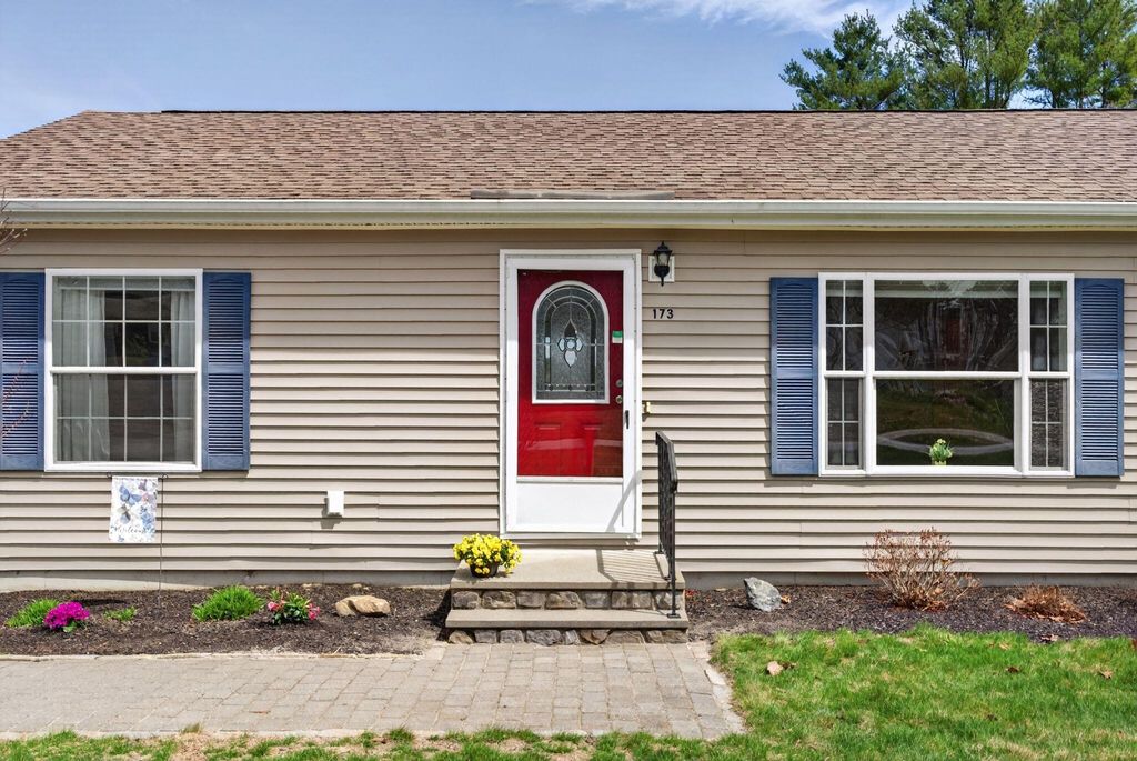 Photo of 173 Golder Road, Lewiston, ME 04240 (MLS # 1659421)
