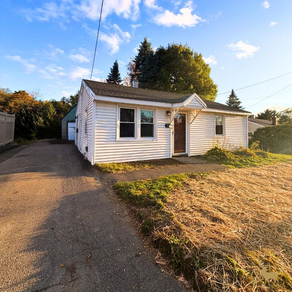 Photo of 76 Falvey Street, Bangor, ME 04401 (MLS # 1641241)