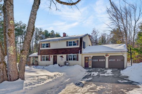 Photo of 65 Blueberry Lane, Gray, ME 04039 (MLS # 1651642)