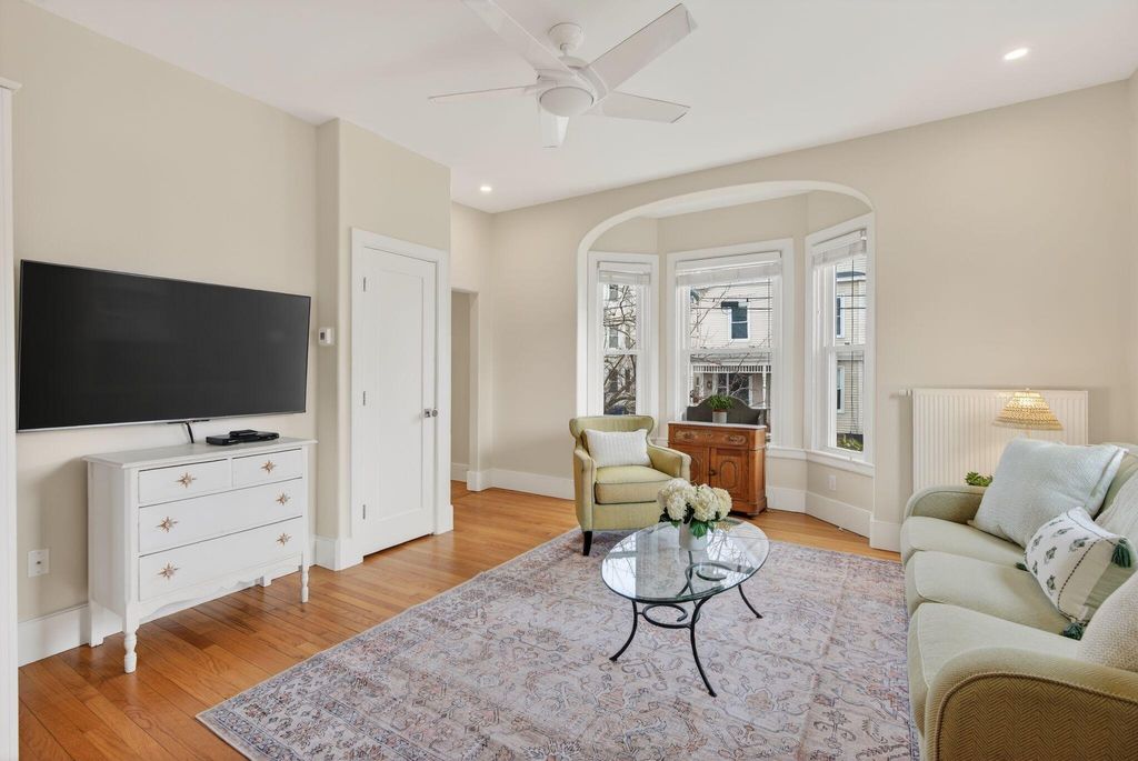 Photo of 74 Vesper Street #1, Portland, ME 04101 (MLS # 1656884)