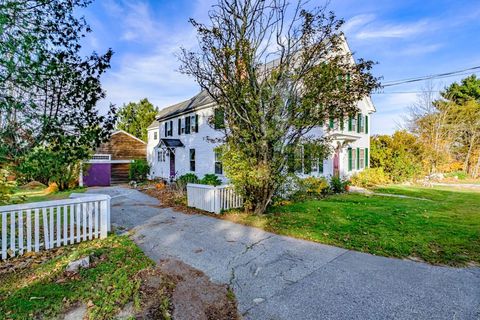 Photo of 546 Paris Hill Road, Paris, ME 04281 (MLS # 1640431)