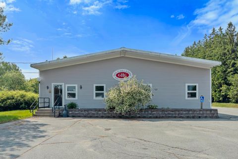 Photo of 190 Pleasant Street, Rockland, ME 04841 (MLS # 1628126) Photo of 190 Pleasant Street, Rockland, ME 04841 (MLS # 1628126)