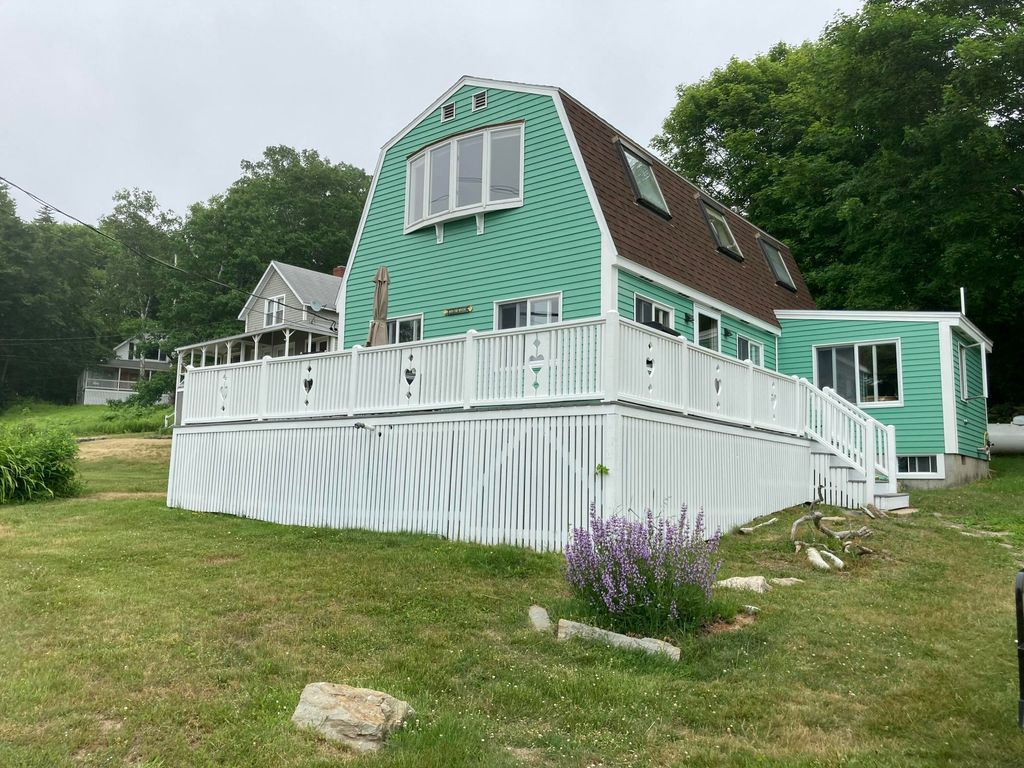 Photo of 919 Island Avenue, Long Island, ME 04050 (MLS # 1653669)