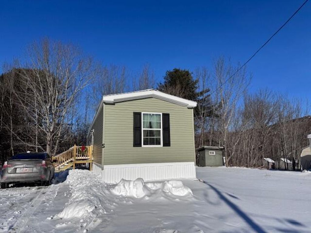 Photo of 5 Kings Park Way, Mount Desert, ME 04660 (MLS # 1650772)