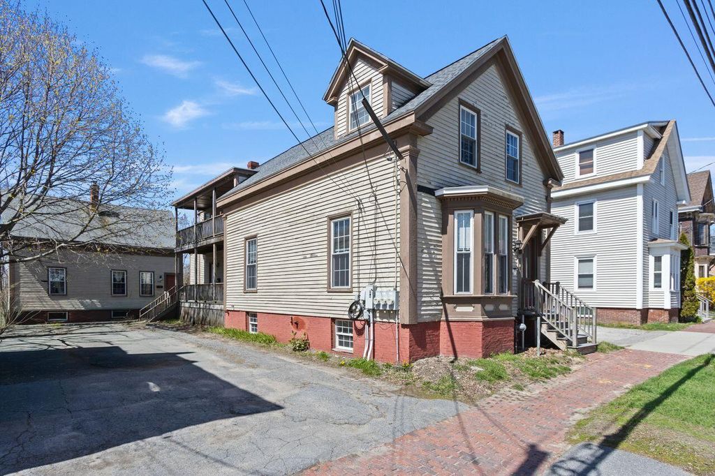 Photo of 438-440 St. John Street, Portland, ME 04102 (MLS # 1661478)