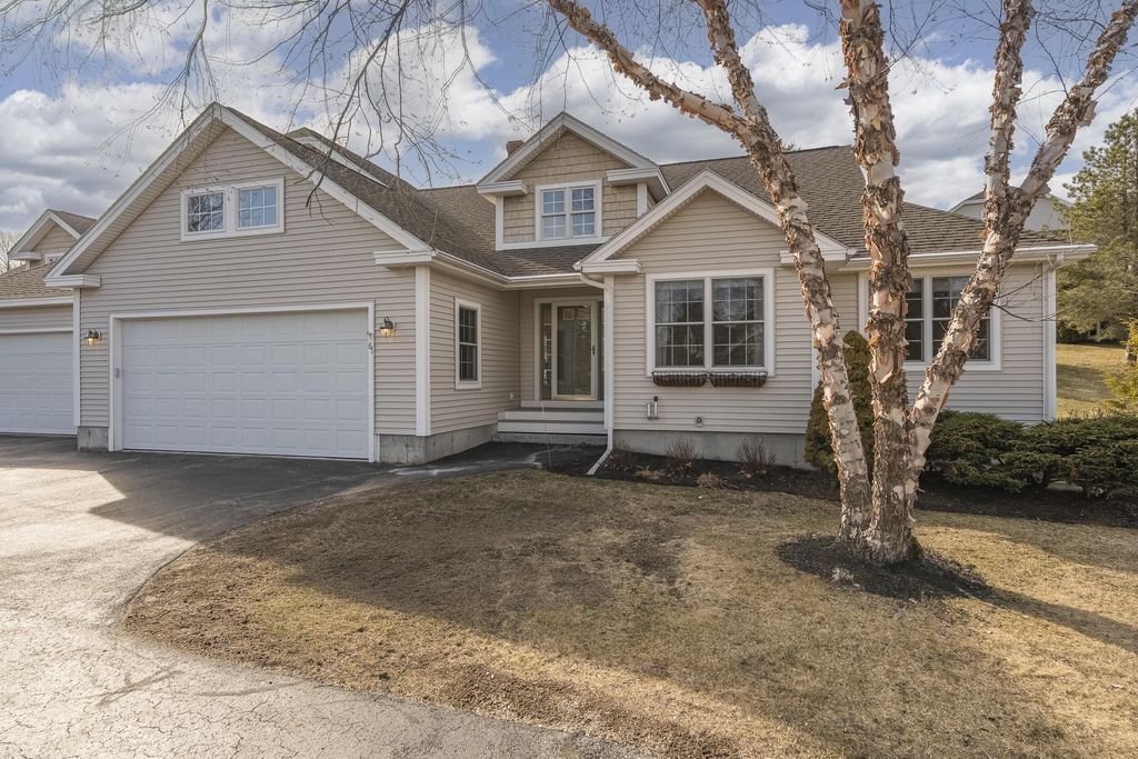 Photo of 67 Brydon Way #70, Westbrook, ME 04092 (MLS # 1655616)