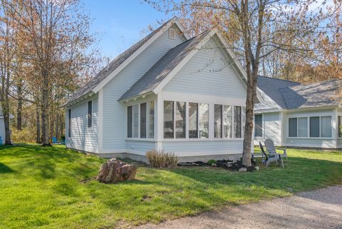 Photo of 454 Post Road #137, Wells, ME 04090 (MLS # 1662281)