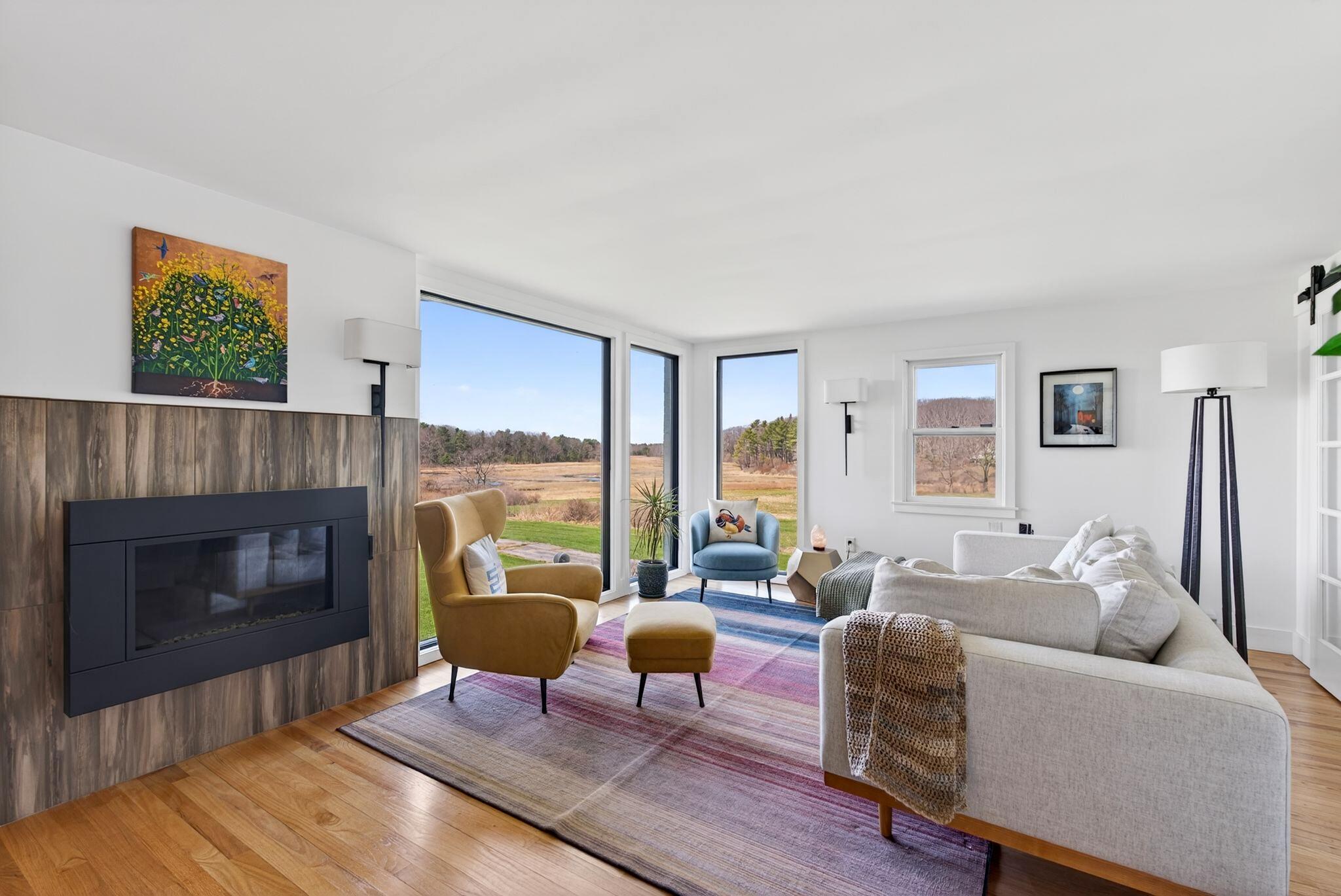 Cape Elizabeth, Maine, 04107, United States, 4 Bedrooms Bedrooms, ,4 BathroomsBathrooms,Residential,Active,2014571