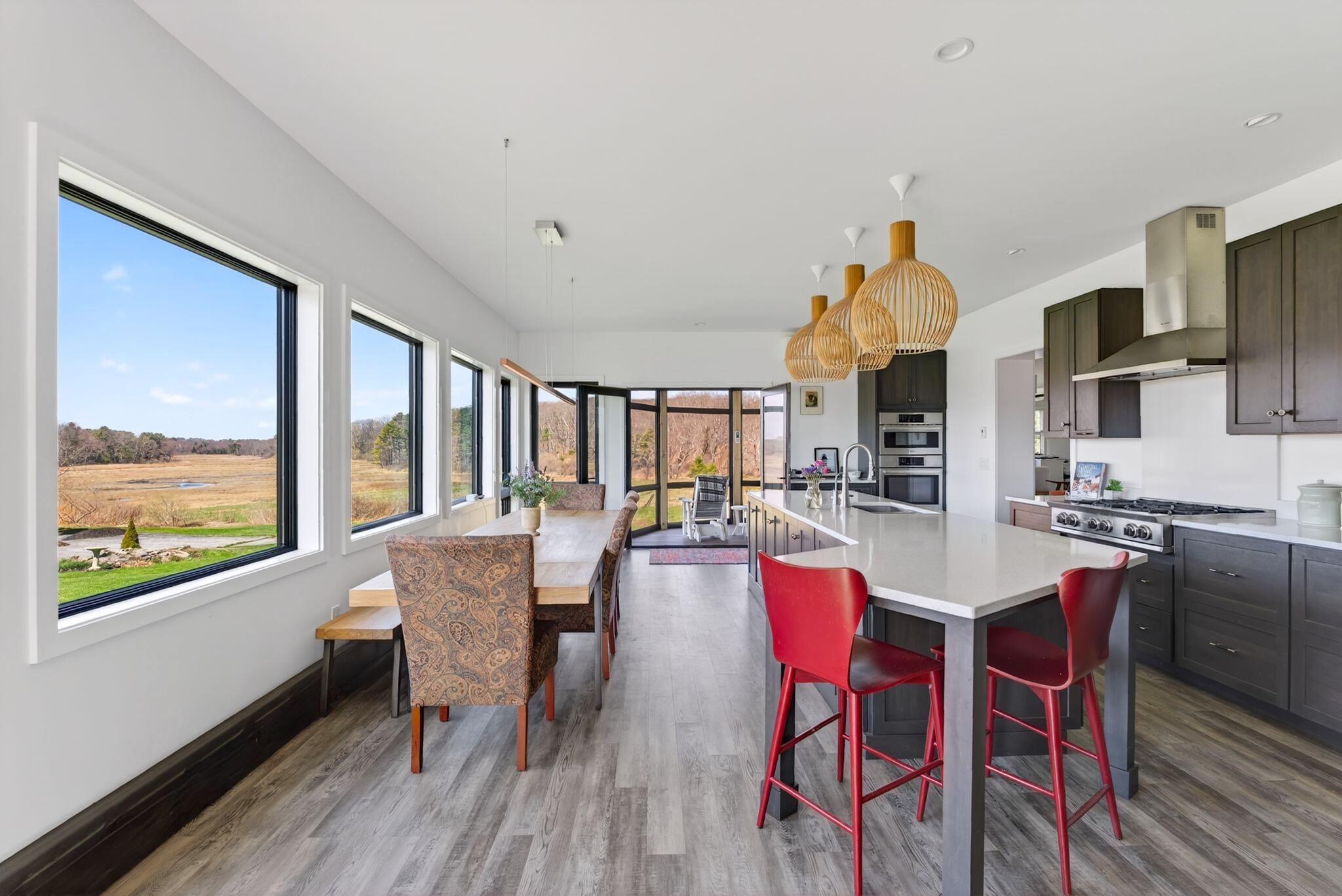 Cape Elizabeth, Maine, 04107, United States, 4 Bedrooms Bedrooms, ,4 BathroomsBathrooms,Residential,Active,2014571