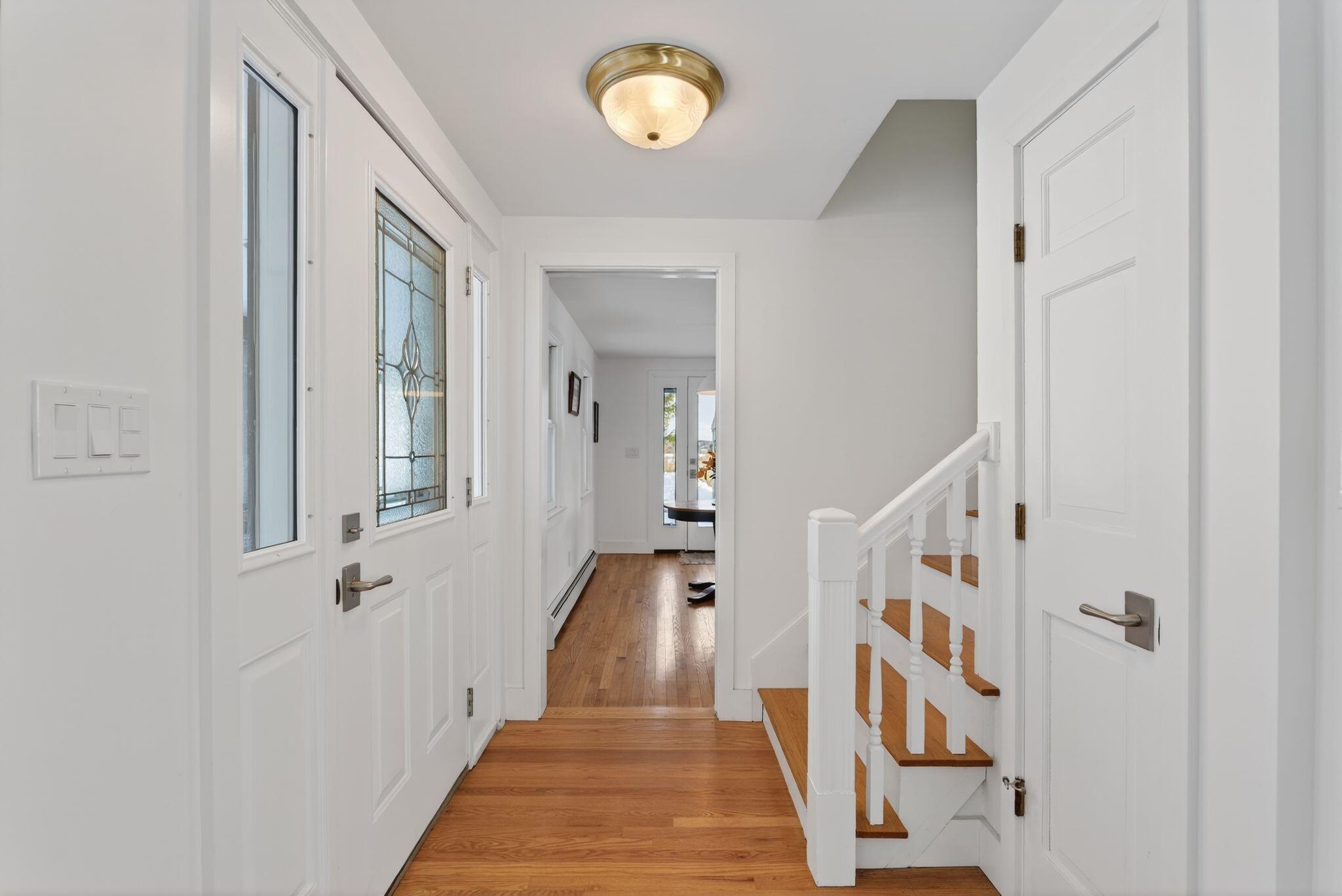Cape Elizabeth, Maine, 04107, United States, 4 Bedrooms Bedrooms, ,4 BathroomsBathrooms,Residential,Active,2014571