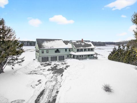 Photo of 1275 Sawyer Road, Cape Elizabeth, ME 04107 (MLS # 1650925)