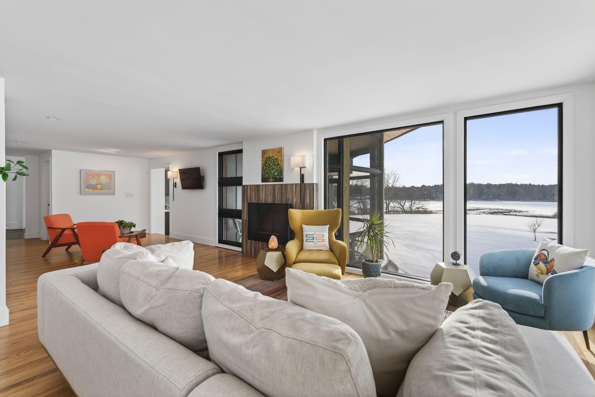 Cape Elizabeth, Maine, 04107, United States, 4 Bedrooms Bedrooms, ,4 BathroomsBathrooms,Residential,Active,2014571