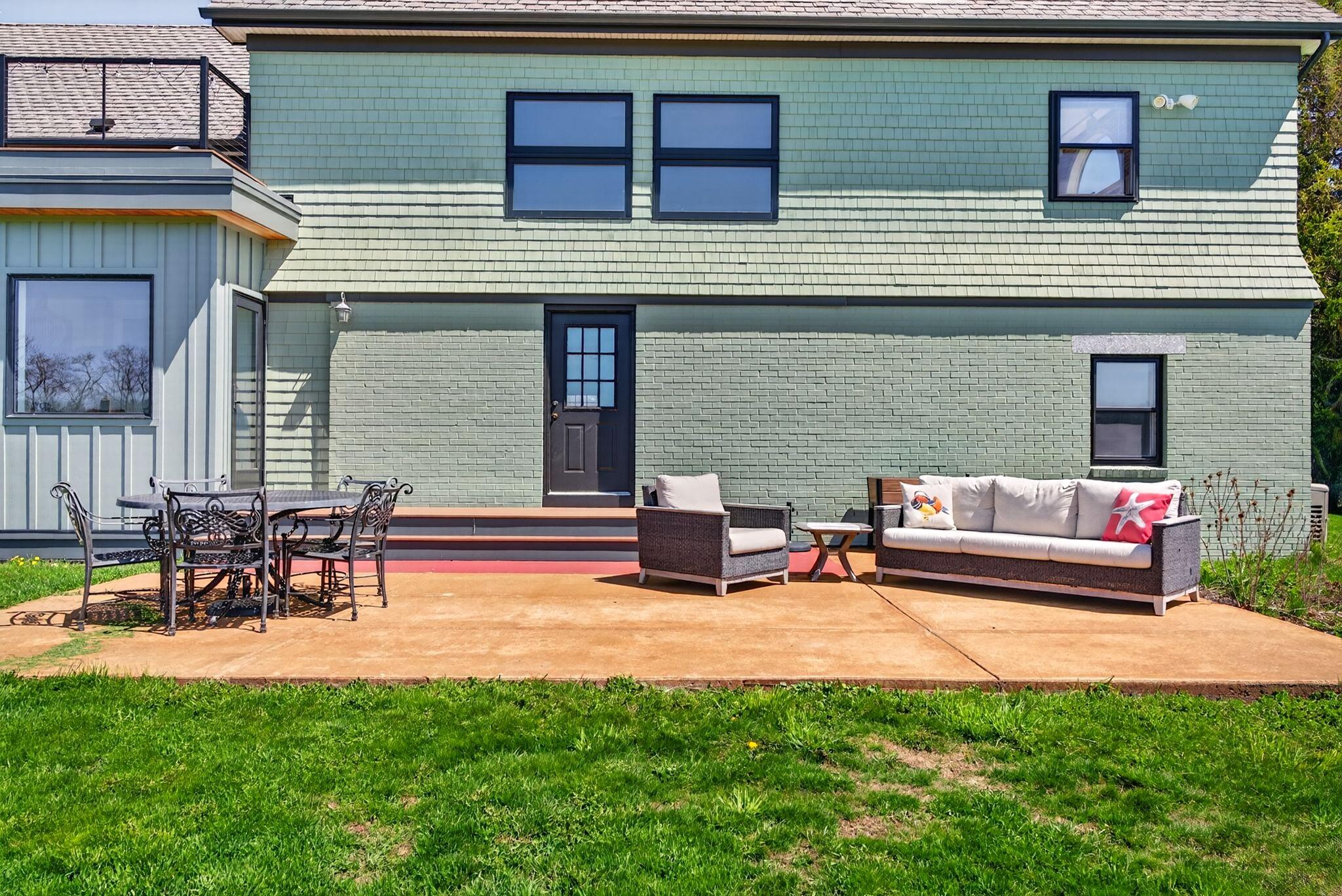 Cape Elizabeth, Maine, 04107, United States, 4 Bedrooms Bedrooms, ,4 BathroomsBathrooms,Residential,Active,2014571