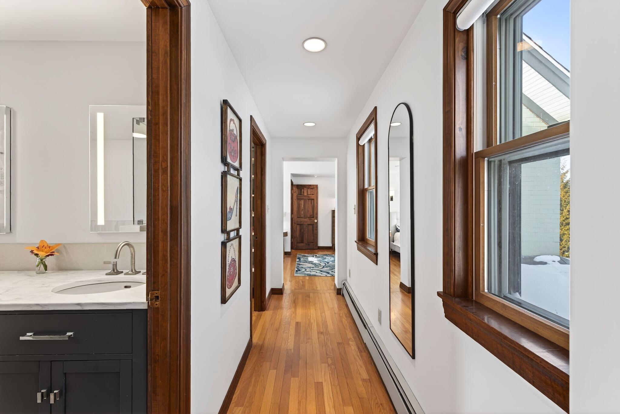 Cape Elizabeth, Maine, 04107, United States, 4 Bedrooms Bedrooms, ,4 BathroomsBathrooms,Residential,Active,2014571