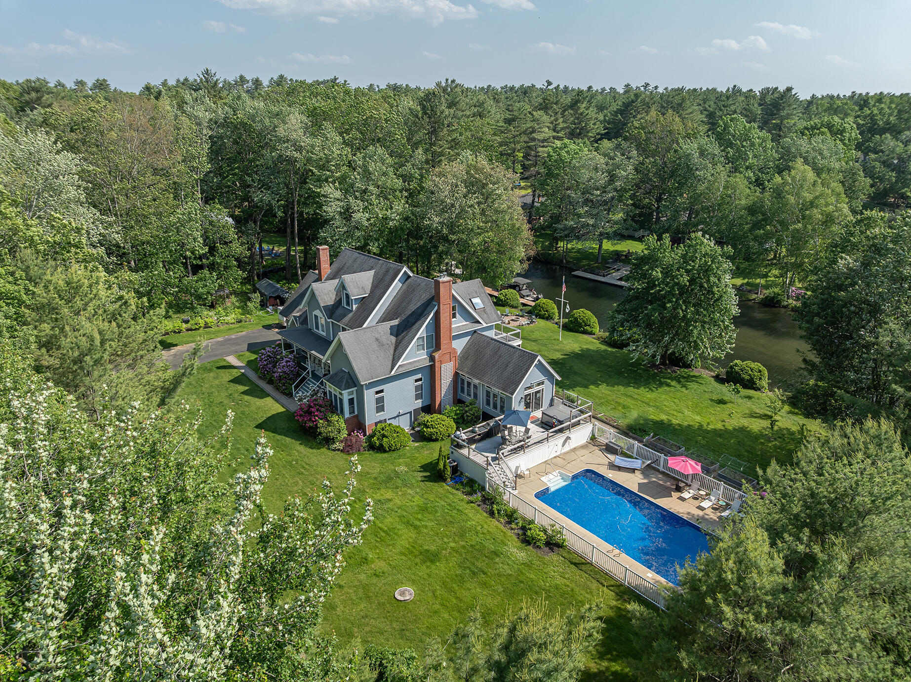 12 Bayview Drive