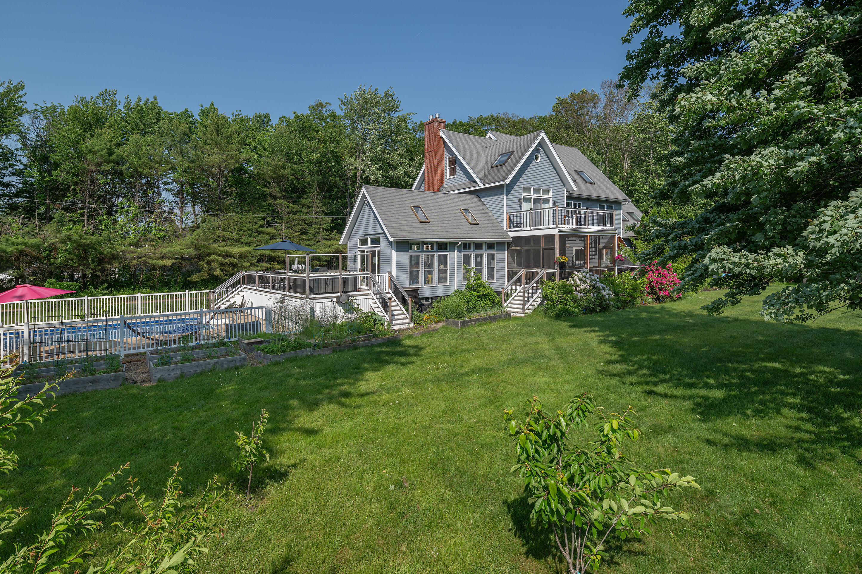 12 Bayview Drive