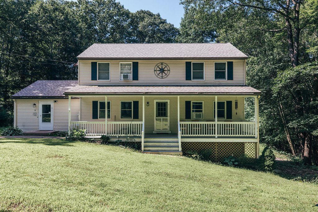 Photo of 8 Evergreen Drive, Freeport, ME 04032 (MLS # 1658382)