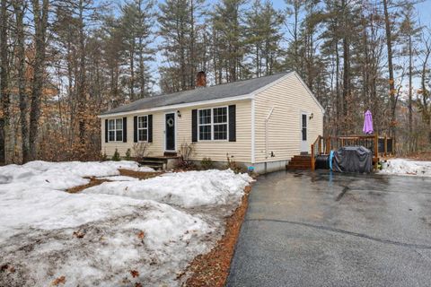 Photo of 688 Townhouse Road, Waterboro, ME 04030 (MLS # 1654527)